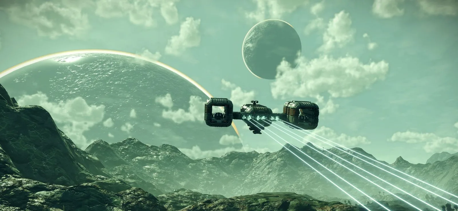 No Man's Sky'da bir gezegenin üzerinde uçan uzay gemisi ve gökyüzünde yarım görünen başka bir gezegen
