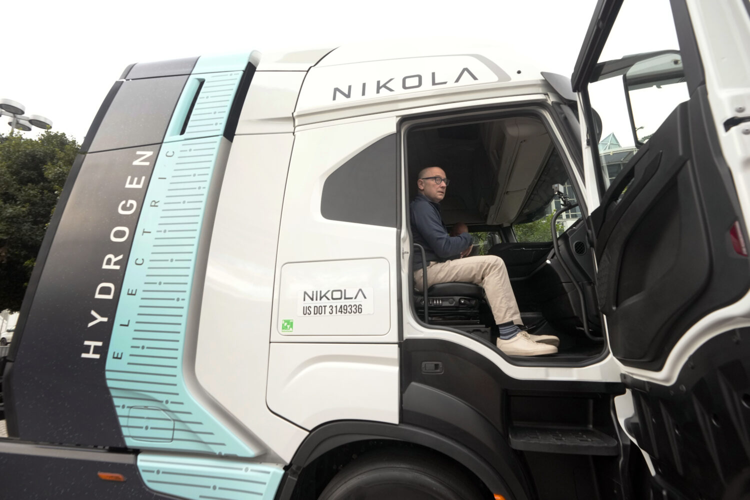 Nikola İflas: Elektrikli Kamyon Üreticisi Zor Durumda