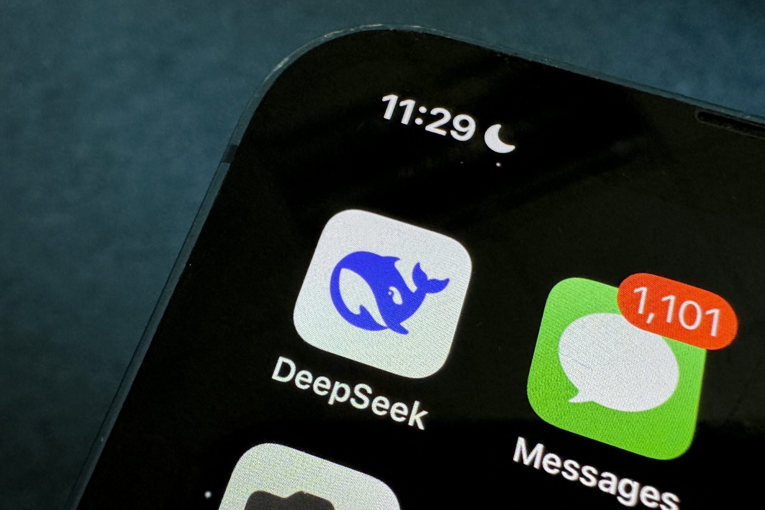 DeepSeek uygulaması: Gizlilik ve Güvenlik Sorunları